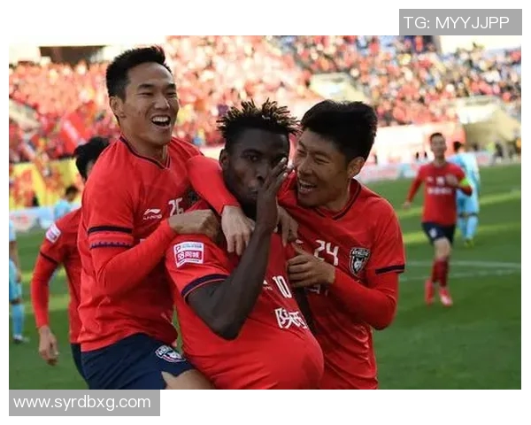 深圳足球队积分榜领跑68分展现强劲实力争夺冠军